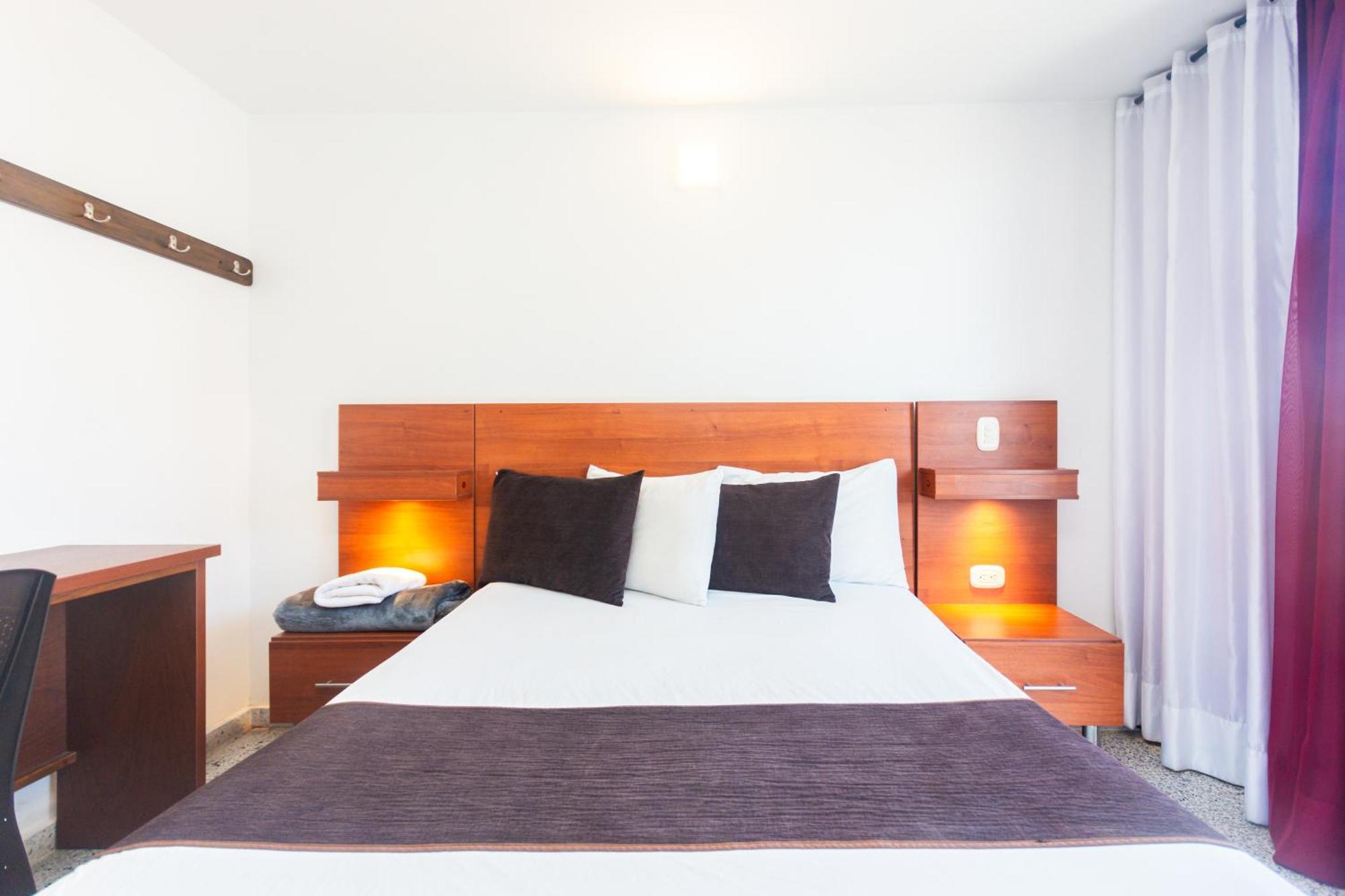 Hotel Bicentenario Rionegro Kültér fotó