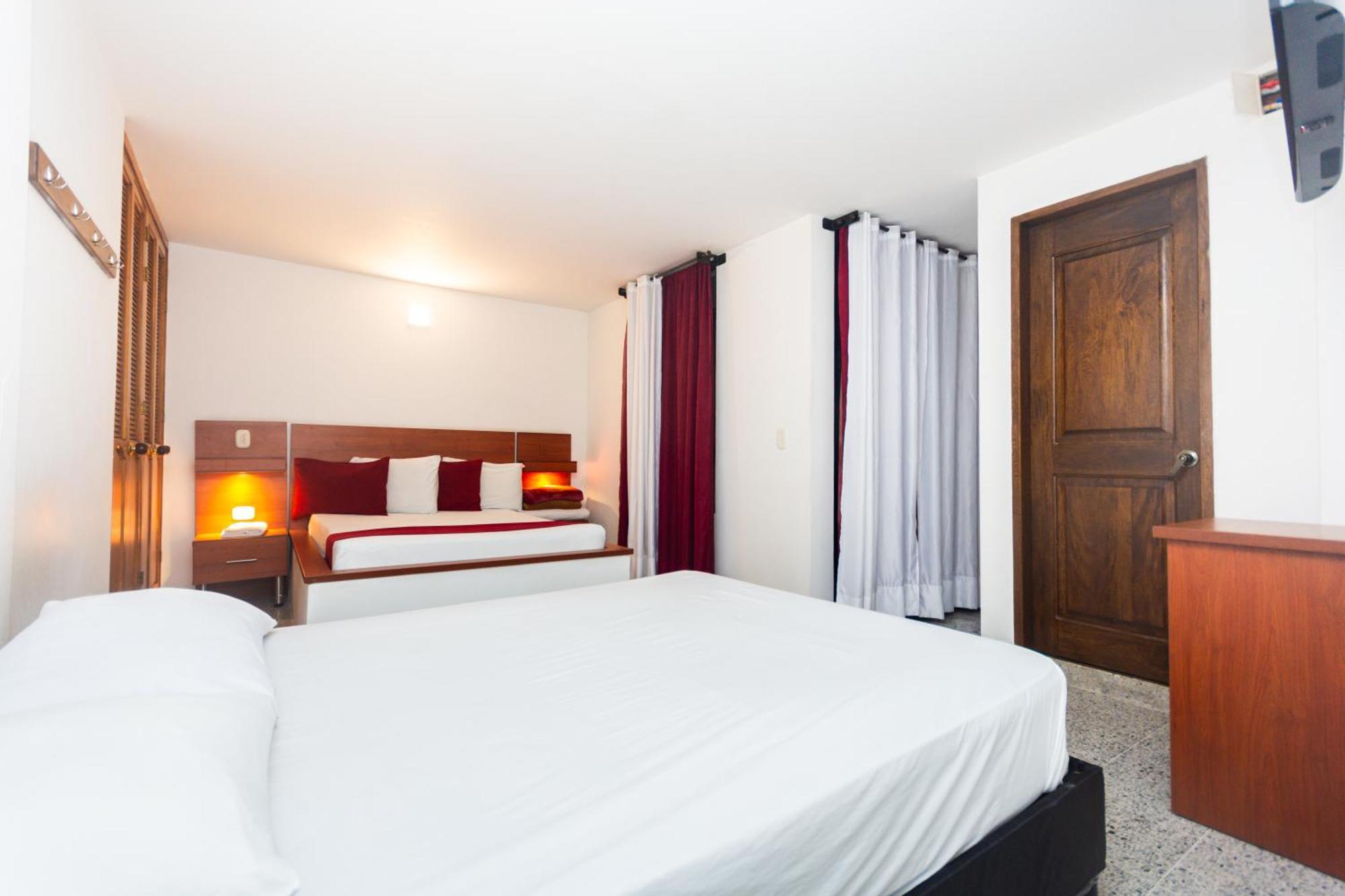 Hotel Bicentenario Rionegro Kültér fotó