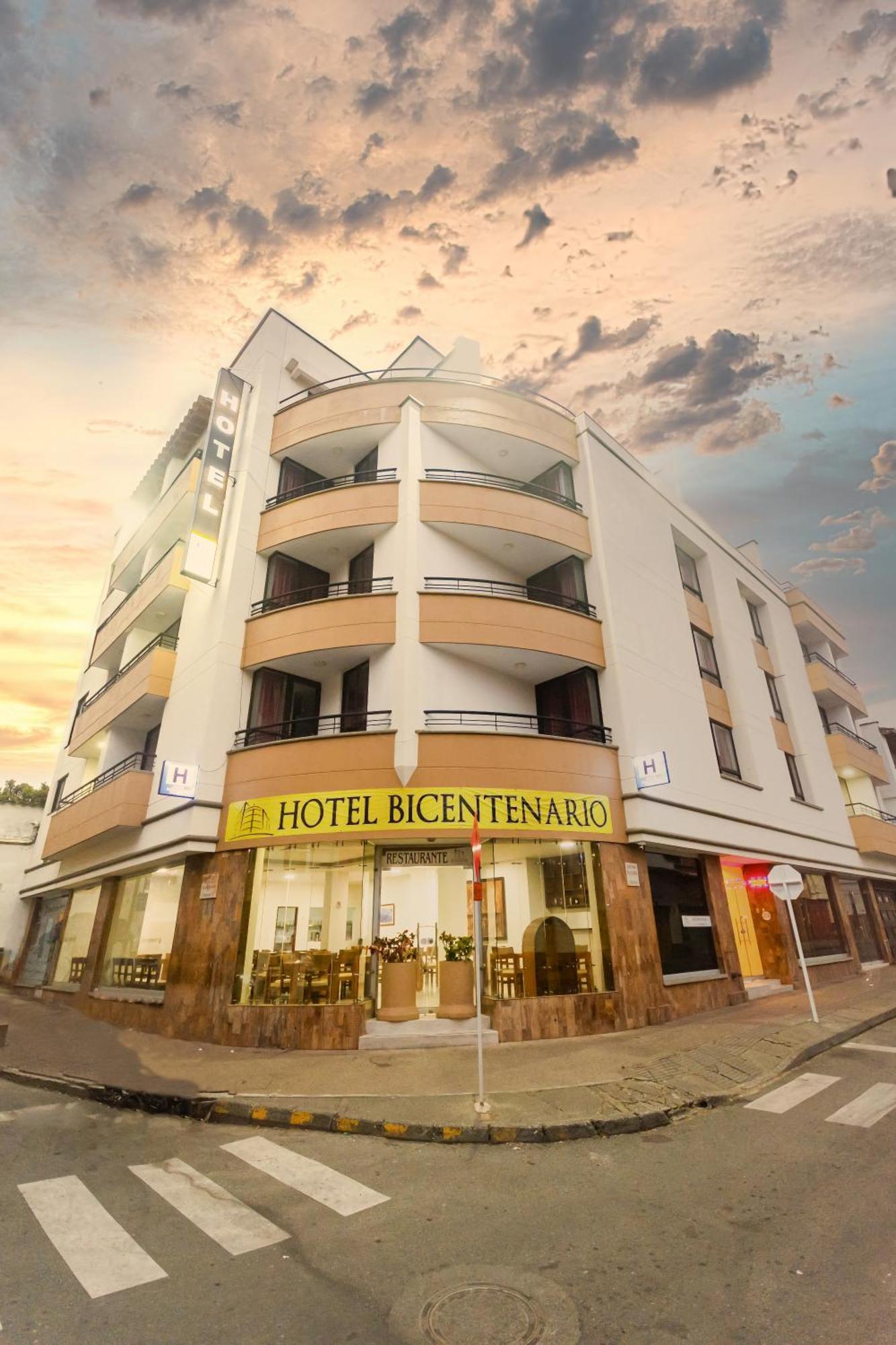 Hotel Bicentenario Rionegro Kültér fotó